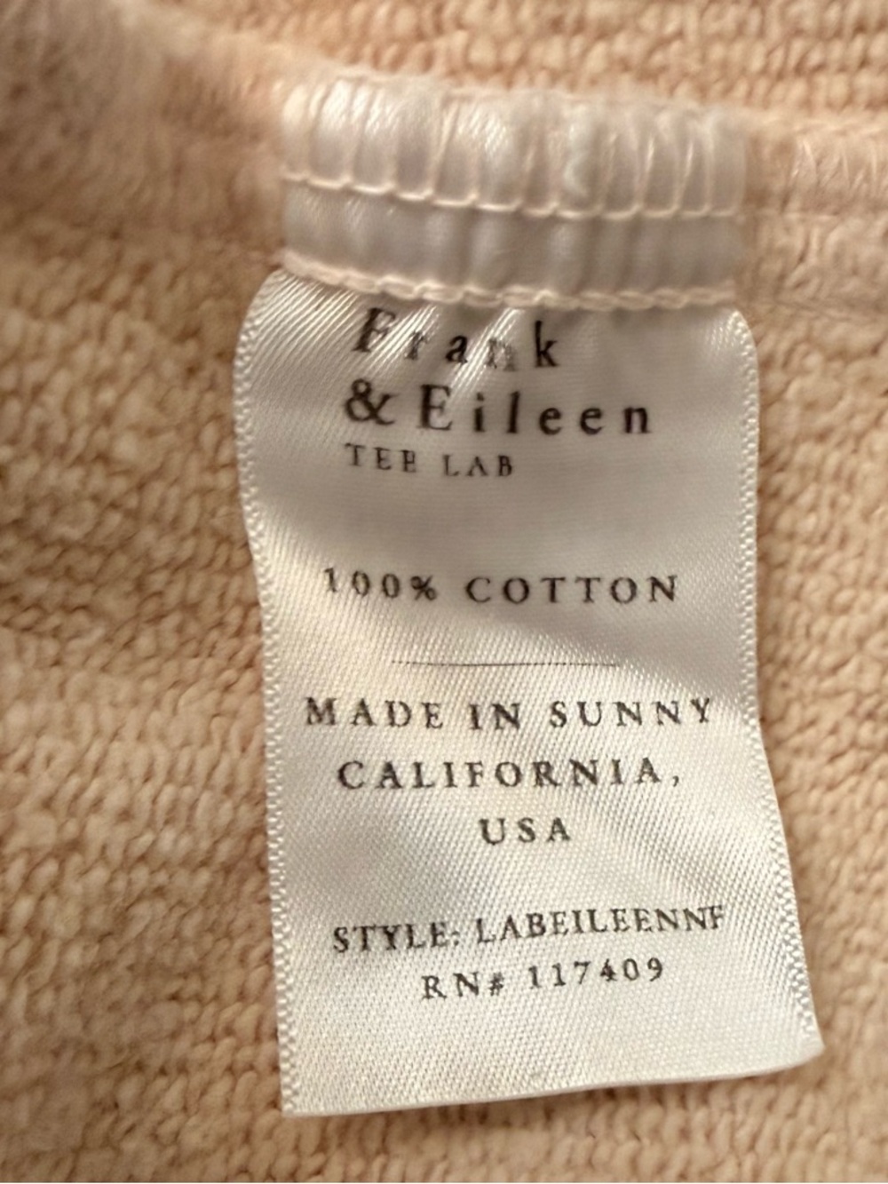 Frank and Eileen M like new Eileen triple Terry pocket vintage rose button up - Picture 8 of 10